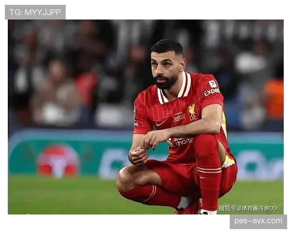 拉菲尼亚vs萨拉赫:现代右边锋的效率与角色适配差异在哪? 拉菲尼亚vs萨拉赫:现代右边锋的效率与角色适配差异在哪?