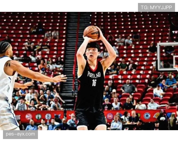 杨瀚森高位挡拆牵制对位中锋，比上季更稳定